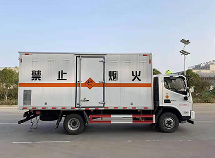 成县爆破器材运输车