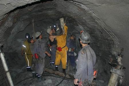 成县工程爆破中的危险因素分析以及应对工程爆破危险的措施